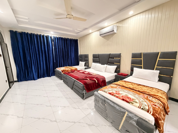  No.1 G-9/1 Room