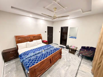  No.1 G-9/1 Room